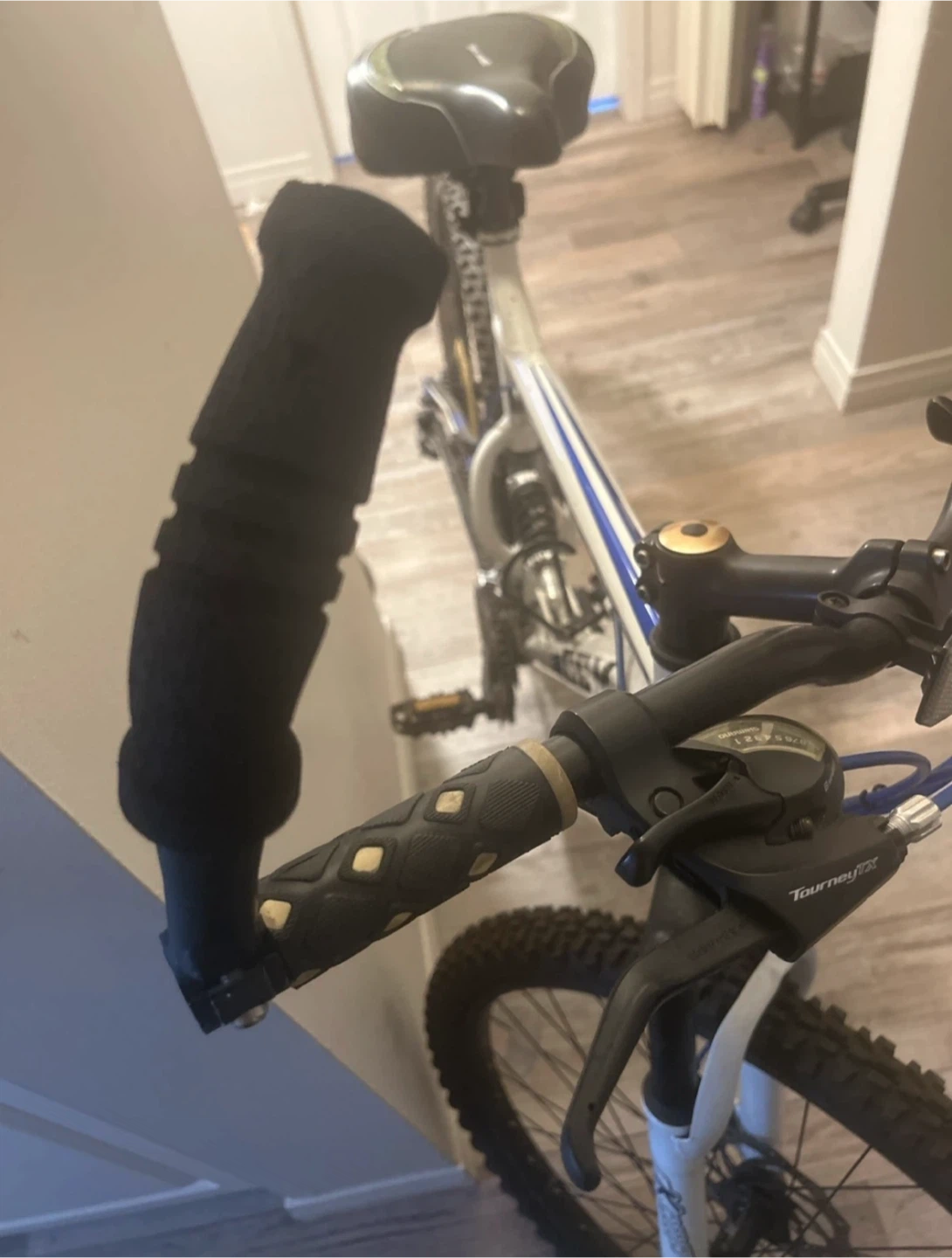 CCM Apex Mountain Bike - photo 3