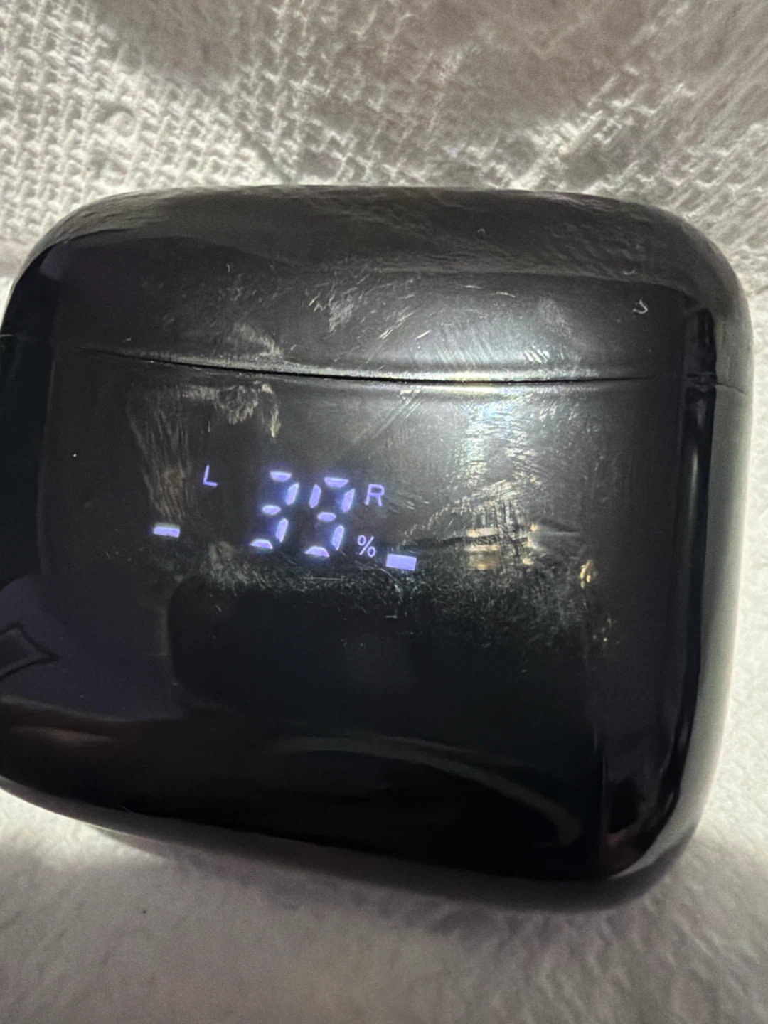 Black Wireless Earbuds
