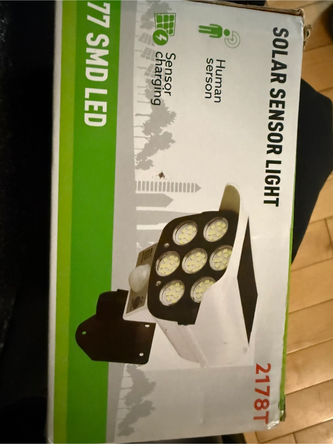 Solar Sensor Light 77 SMD LED