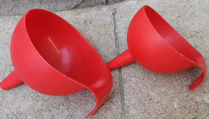 Red Plastic Funnels (Set of 2)