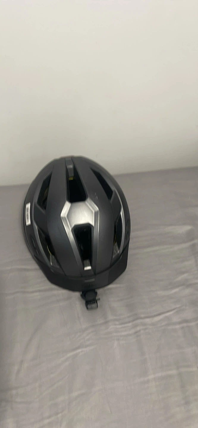 Giro Mountain Bike Helmet