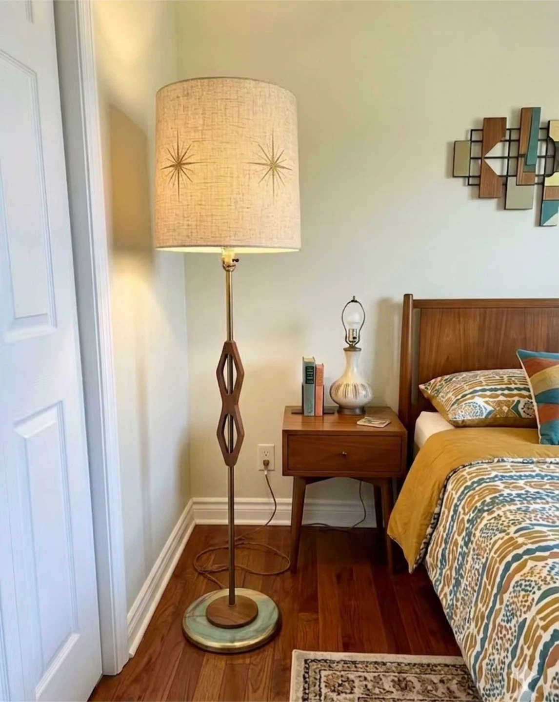 Mid-Century Modern Floor Lamp