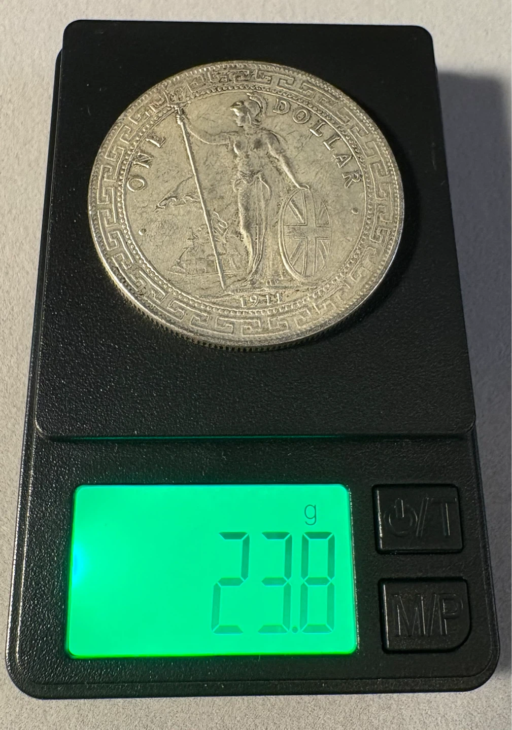 1911 British Silver Trade Dollar - photo 3