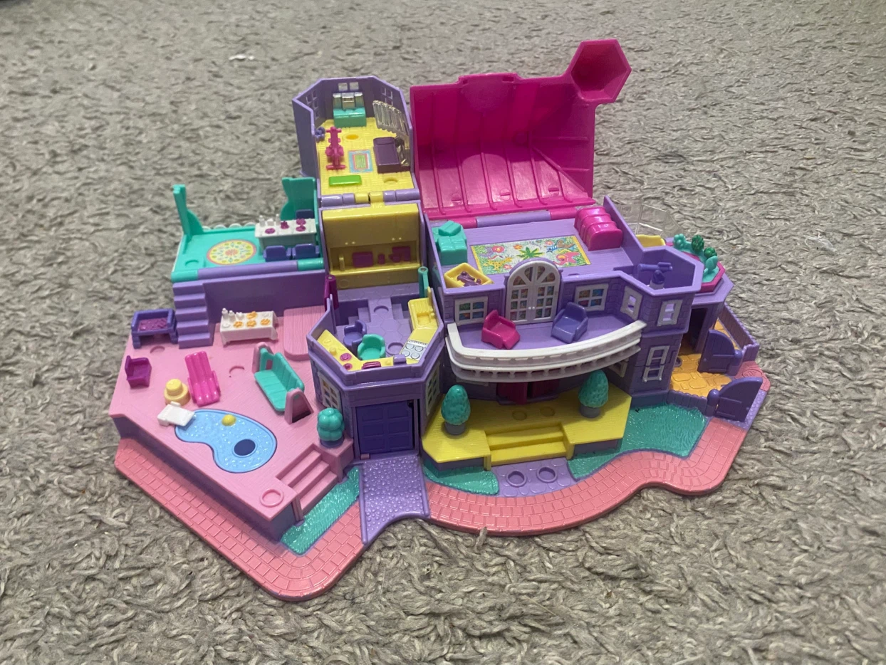 Vintage 1990s Polly Pocket playset - photo 2