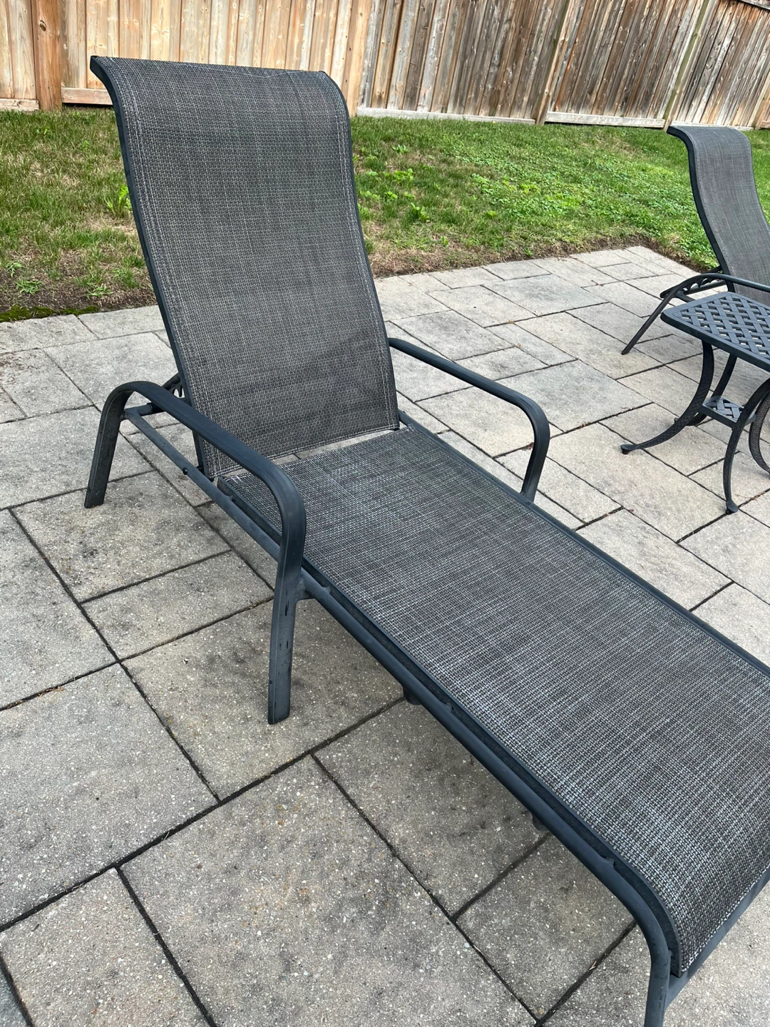 Outdoor Aluminum Frame Lounger