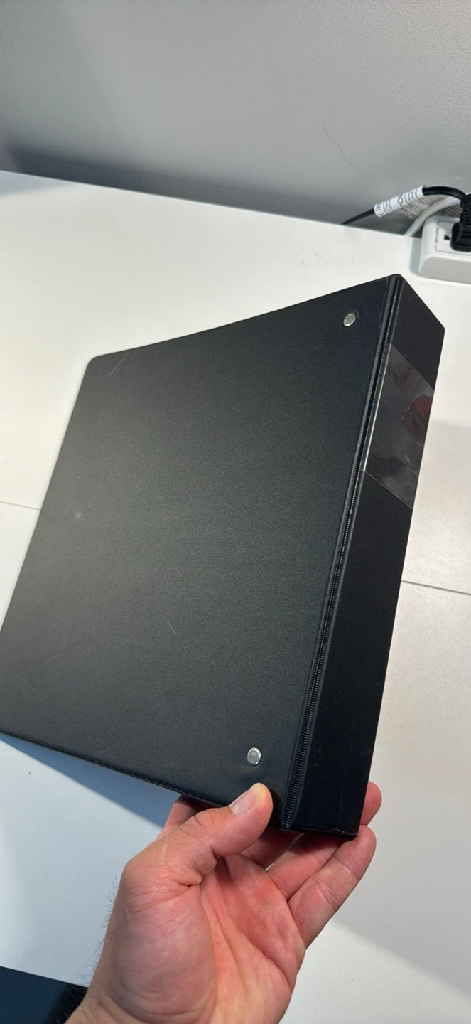 University of Calgary 3-Ring Binder - photo 3