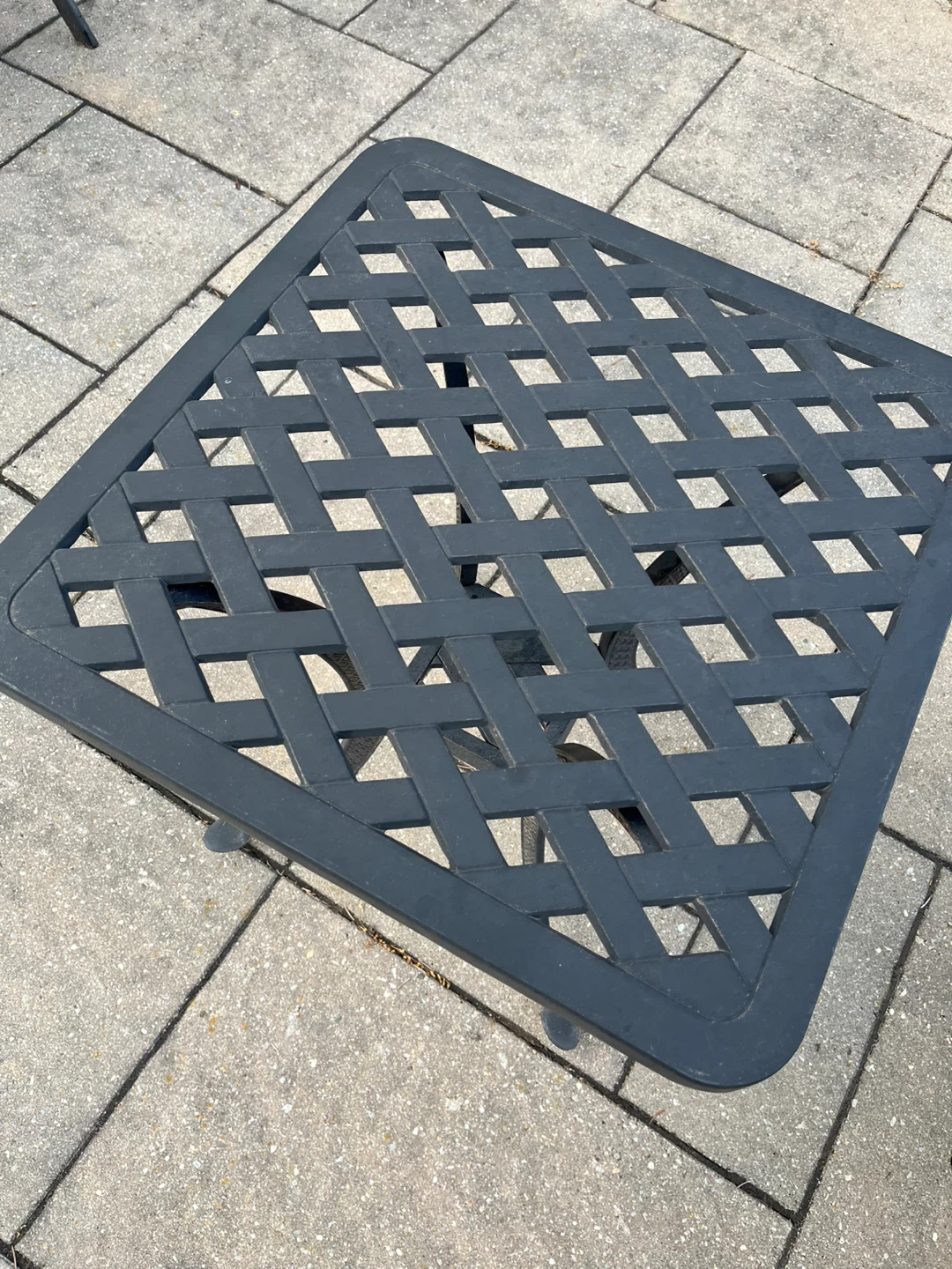Outdoor Aluminum Side Table - photo 2