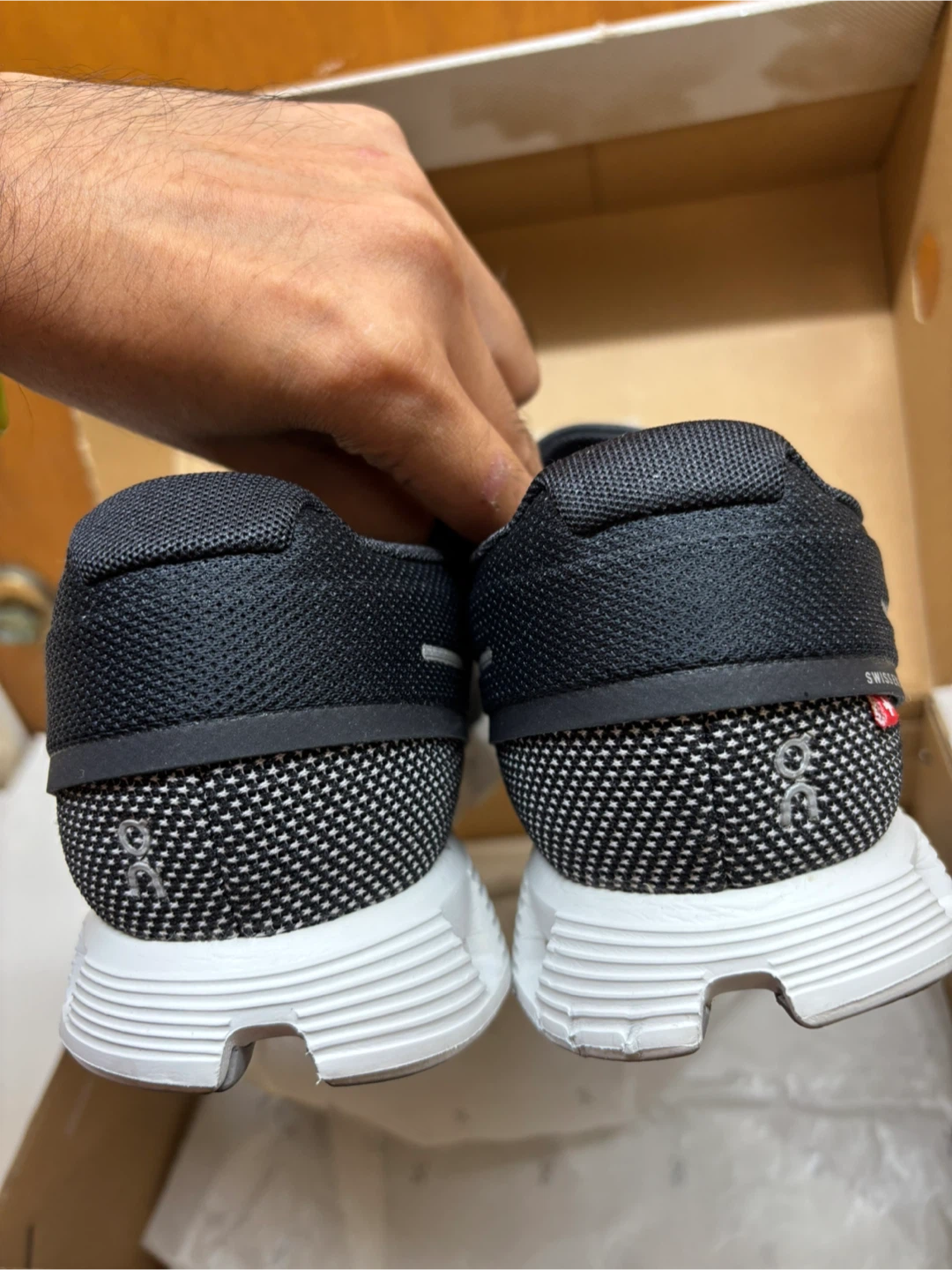 On Cloud Running Shoes - photo 3