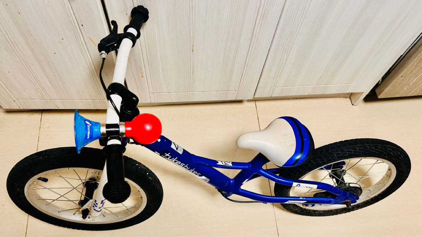 Blue Jukesbikes Balance Bike with Hand Brake & Fun Horn!