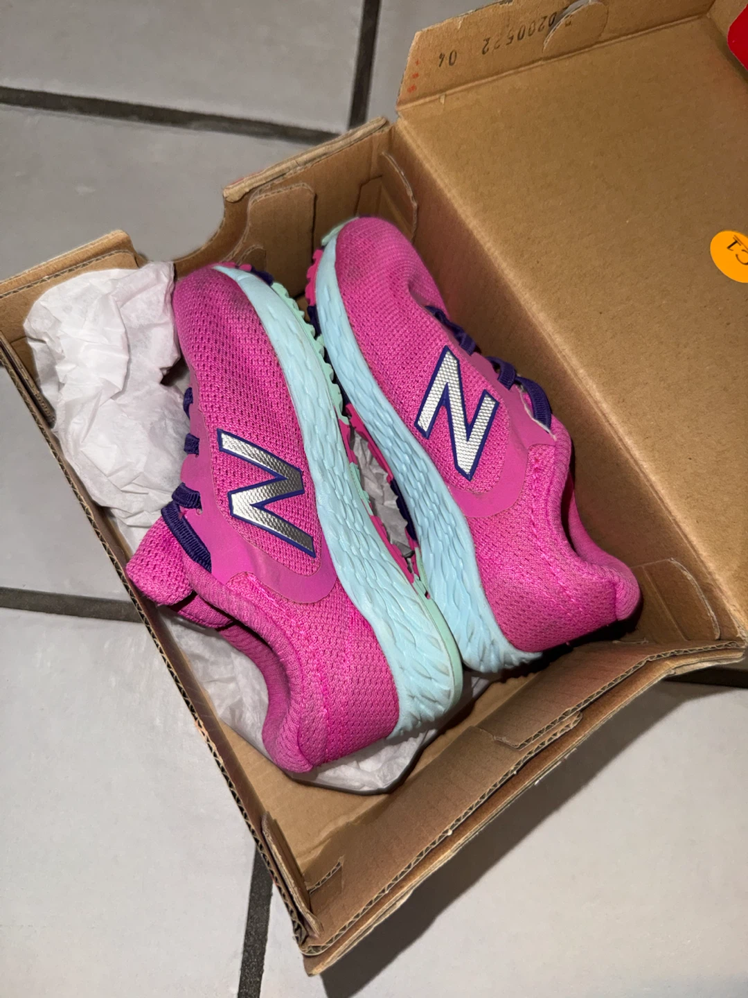 New Balance Fresh Foam Kids Running Shoes Pink Size 6