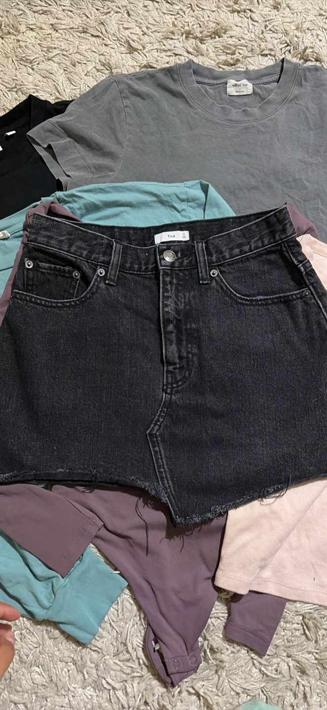 Aritzia TNA Bundle - 6 pcs - photo 2