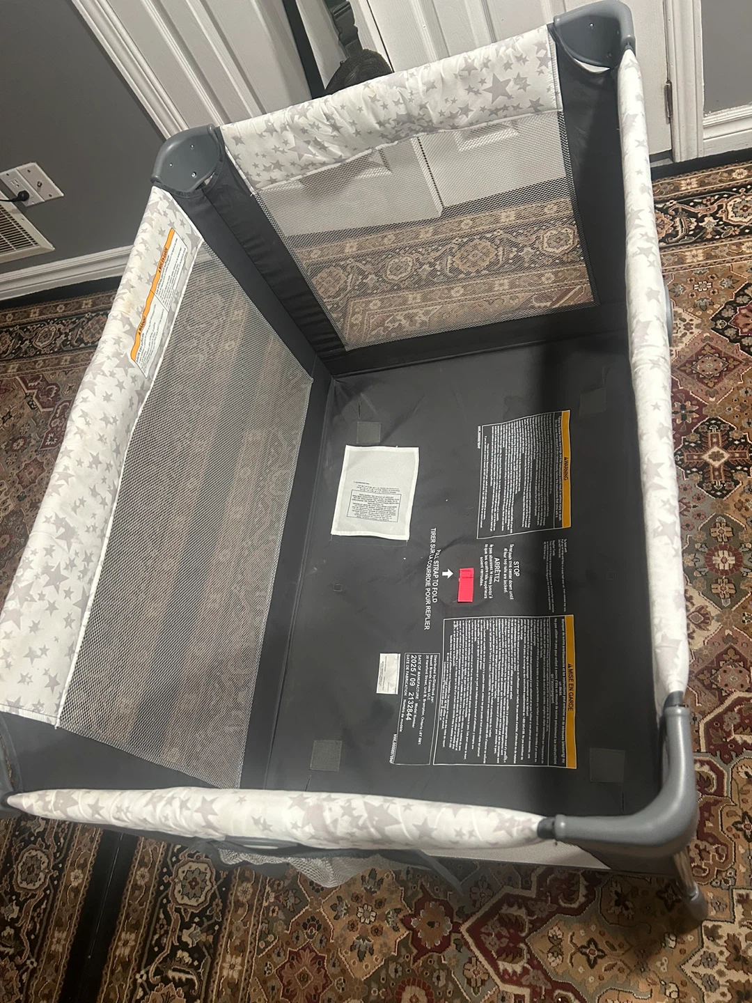 Graco Pack 'n Play Playard with Stars - photo 4