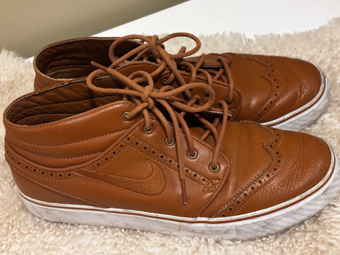 Nike Men's Brown Leather Wingtip Sneakers