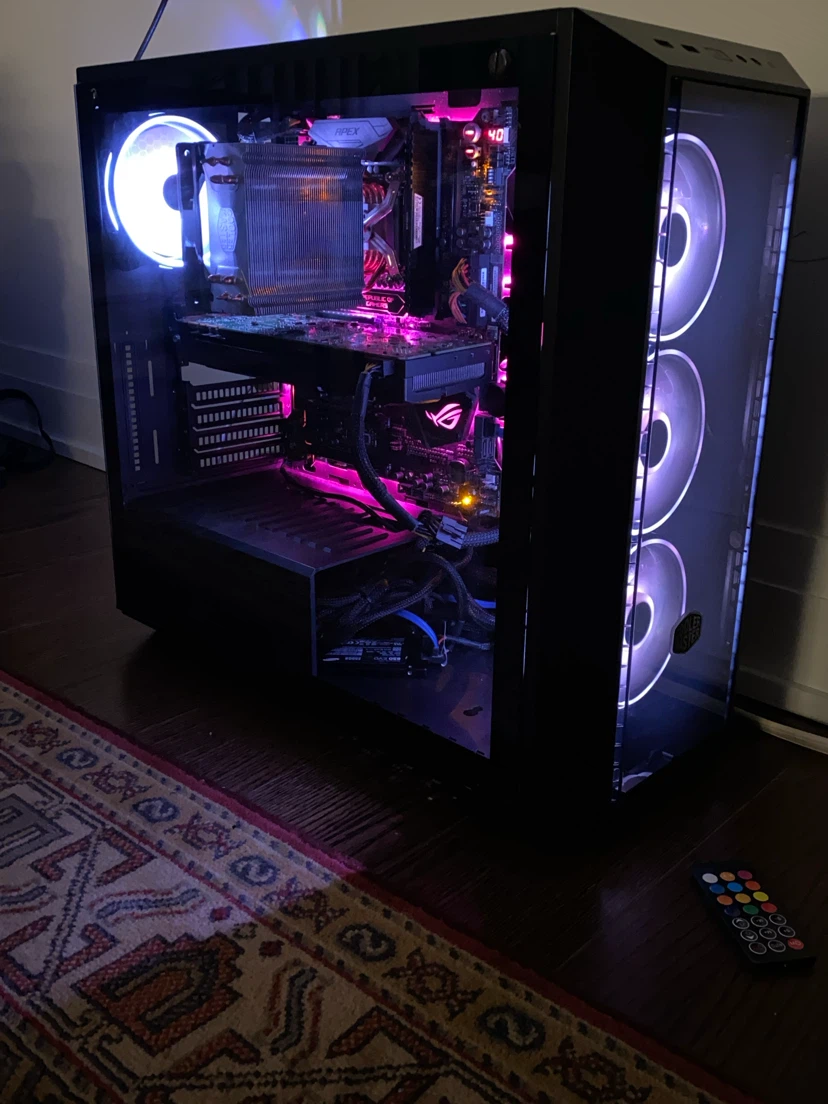 Custom Gaming PC with RGB Lighting + monitor + keyboard