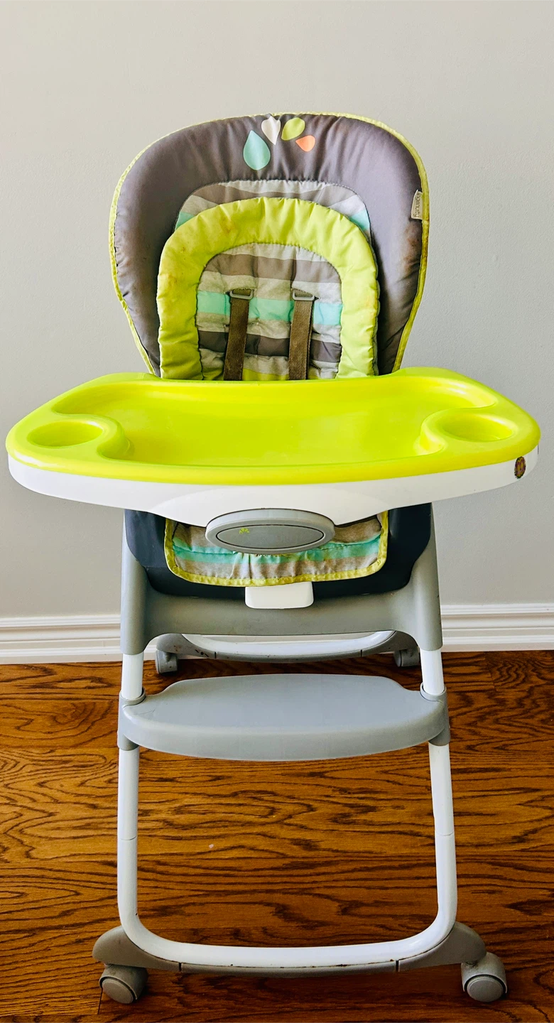 Ingenuity Baby High Chair with Removable Tray & Wheels