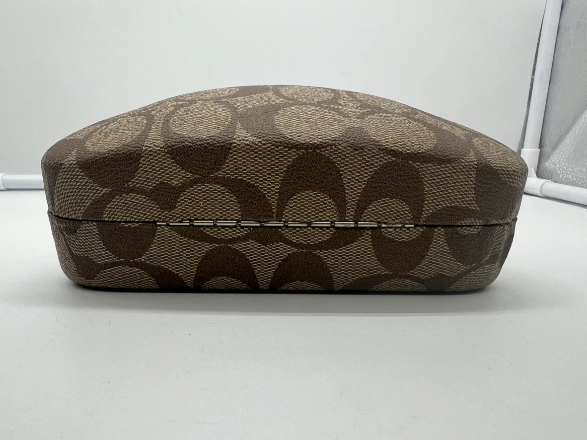 Coach Y2K Signature Hard Shell Sunglasses Case - photo 4