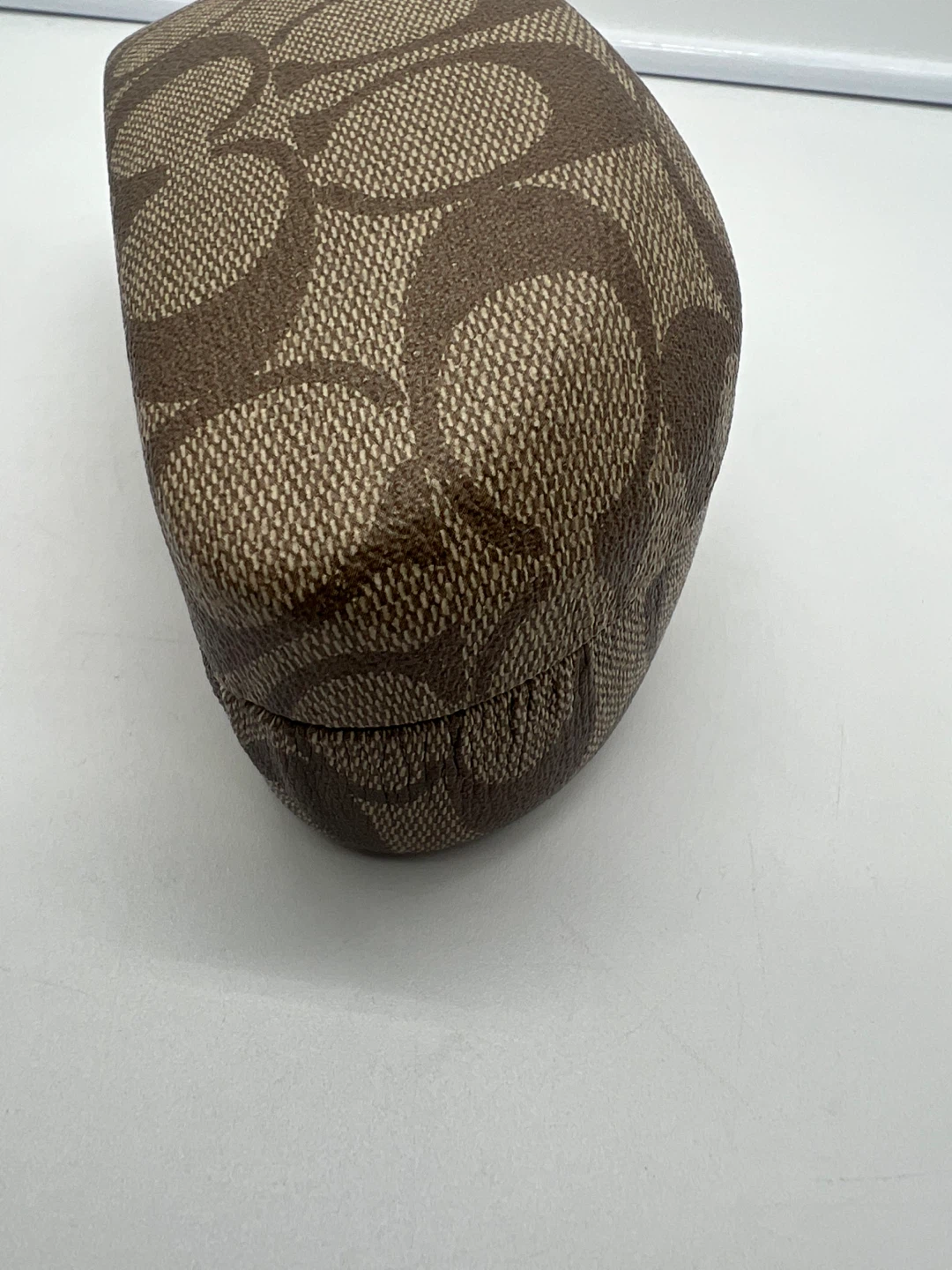 Coach Y2K Signature Hard Shell Sunglasses Case - photo 5
