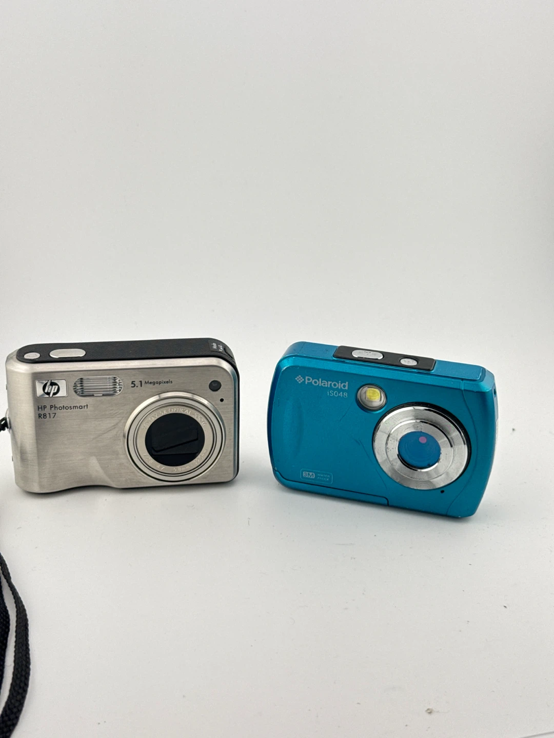 HP Photosmart R617 & Polaroid IS04B Digital Cameras