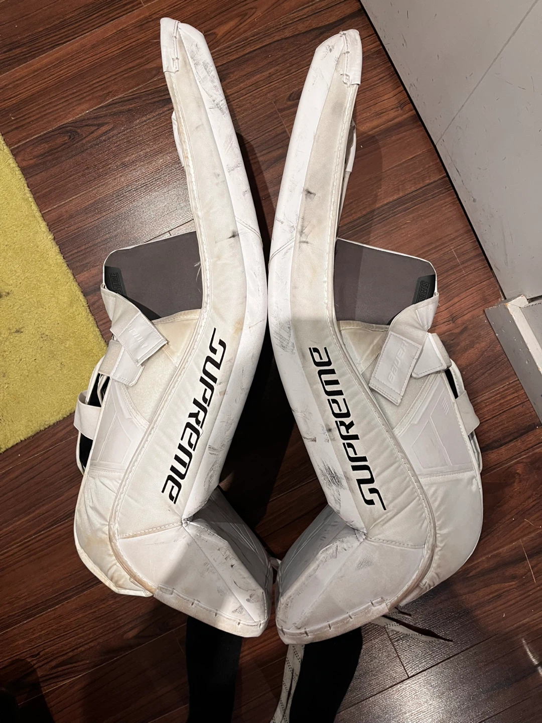 Bauer Supreme M5 Pro leg pads - photo 3