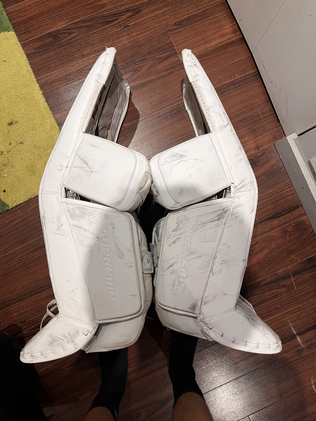 Bauer Supreme M5 Pro leg pads - photo 4