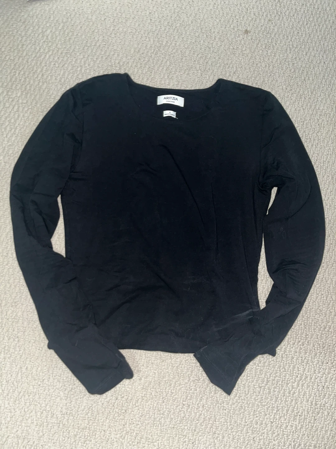 Aritzia contour long sleeve