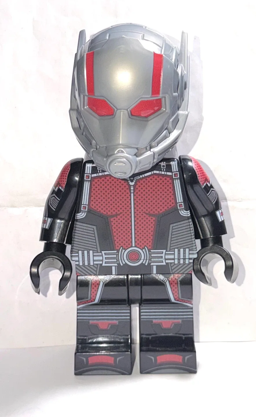 9 inch wasp mini fig. Ant man.  Giant man. Avengers customs - photo 2