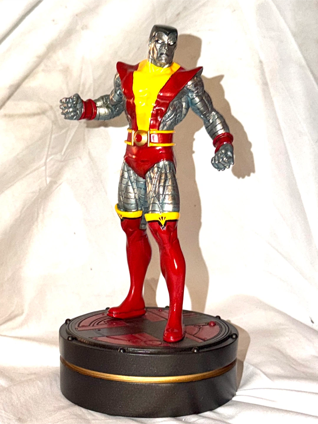 Bowen Designs X-Men Colossus Mini Statue - photo 2