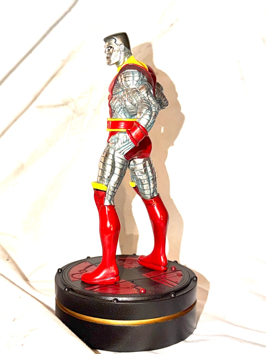 Bowen Designs X-Men Colossus Mini Statue - photo 5