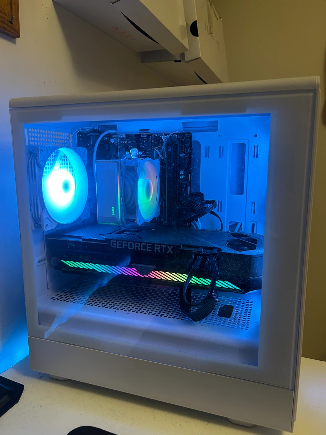 RTX 3070 , Ryzen 7 5700x Gaming PC