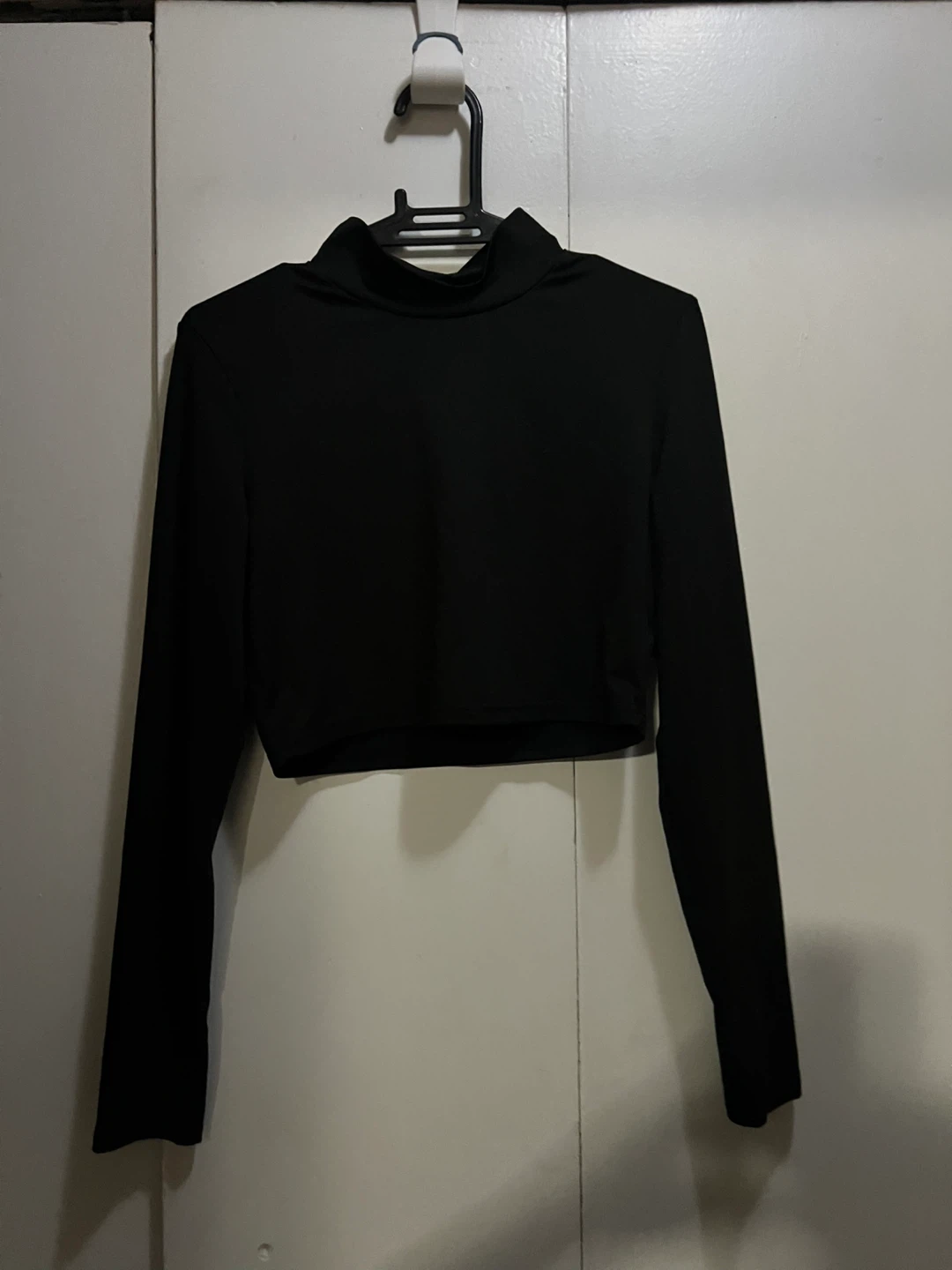 Black Cropped Mock Neck Top - photo 2