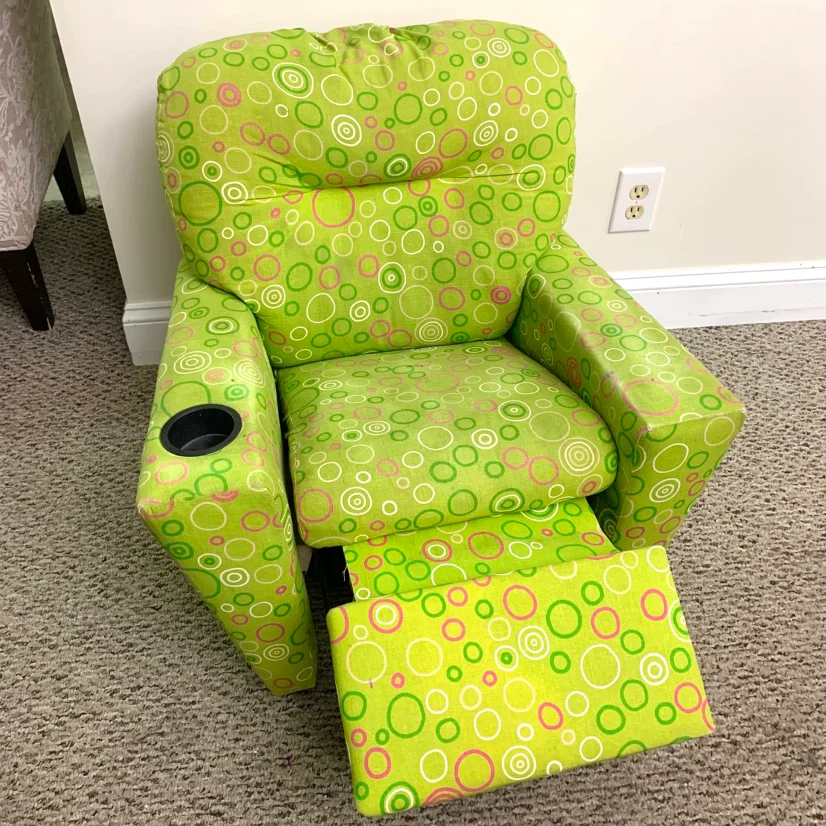 Kids Recliner Chair Cup Holder Toddler Armchair Child Furniture
