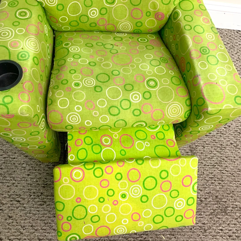 Kids Recliner Chair Cup Holder Toddler Armchair Child Furniture - photo 2