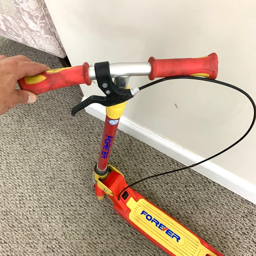 Kids Scooter Folding Adjustable Height Handlebar Outdoor Toy - photo 4
