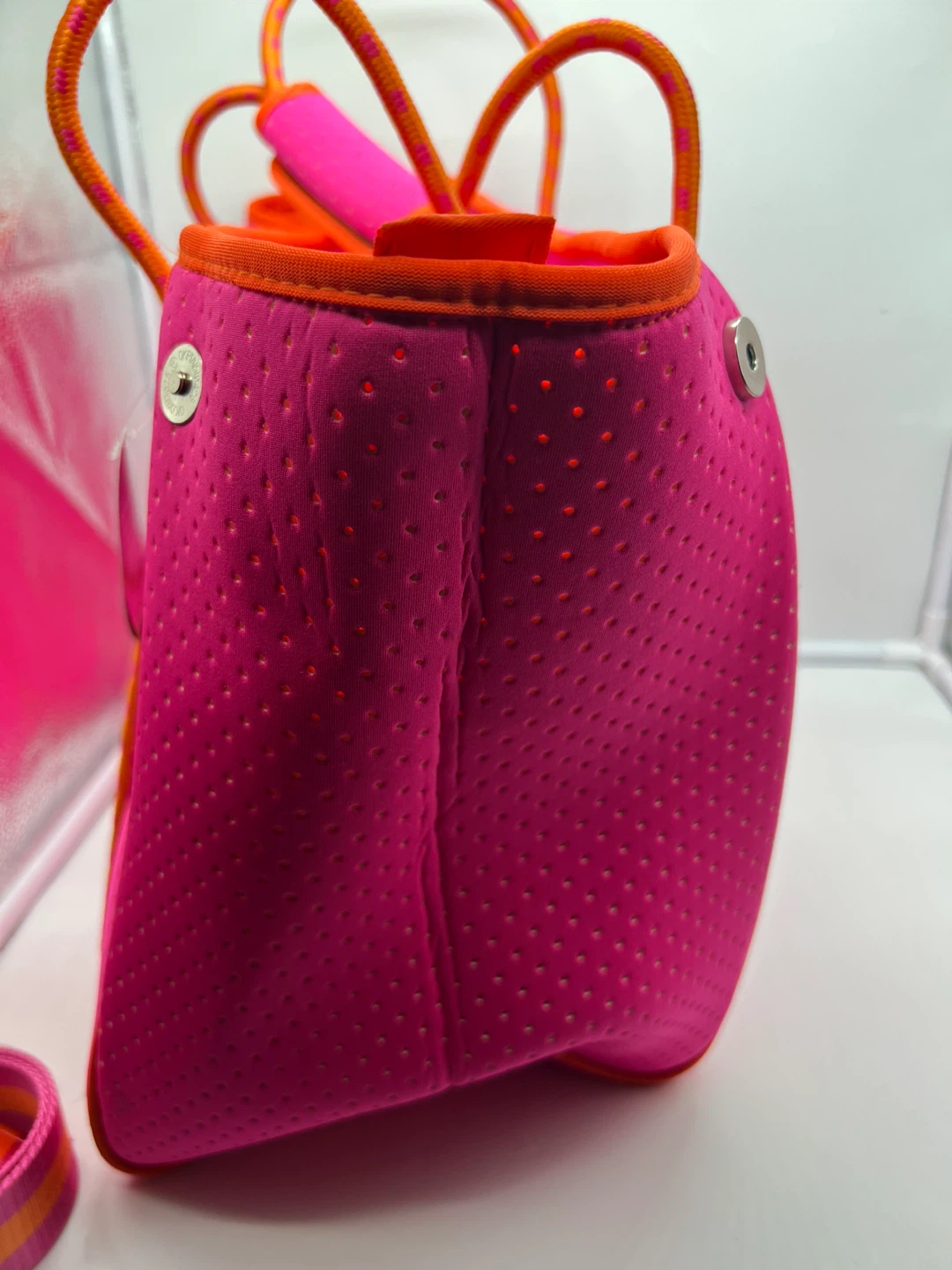 Bag & Bougie x SabiChic Neoprene Tote - photo 3