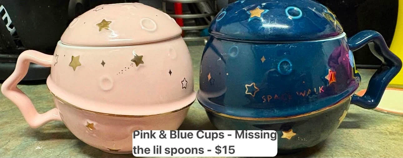 Cups.