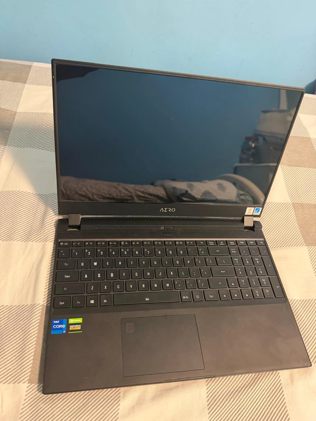 AERO Laptop - Intel Core i7 / NVIDIA GeForce RTX - photo 2