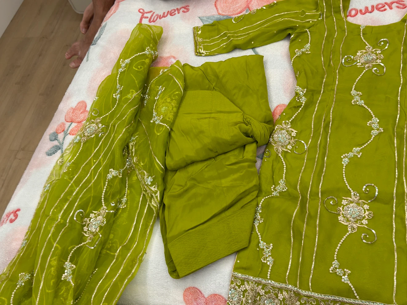 Lime Green Embroidered Salwar Kameez Suit - photo 2