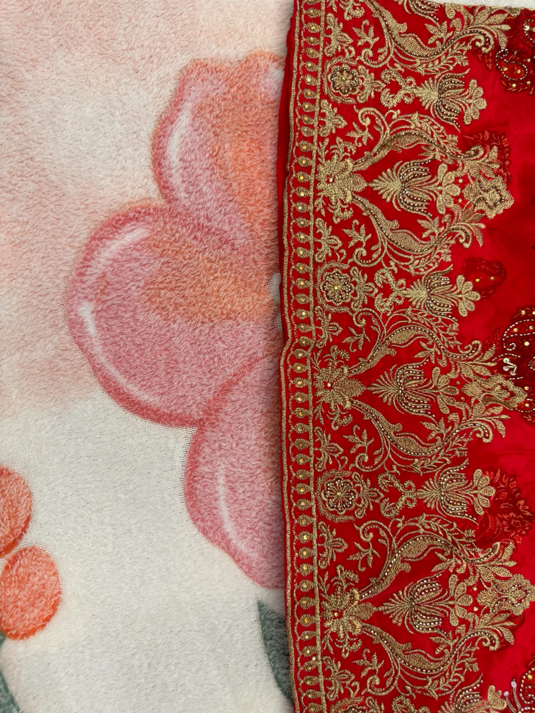 Red embroidered Kameez salwar  with dupatta - photo 4