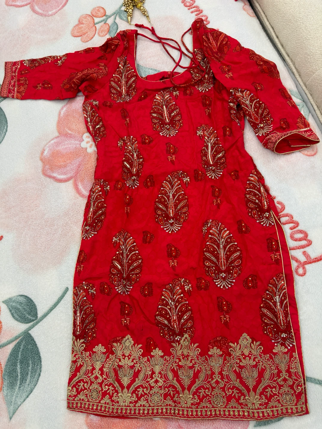 Red embroidered Kameez salwar  with dupatta - photo 5