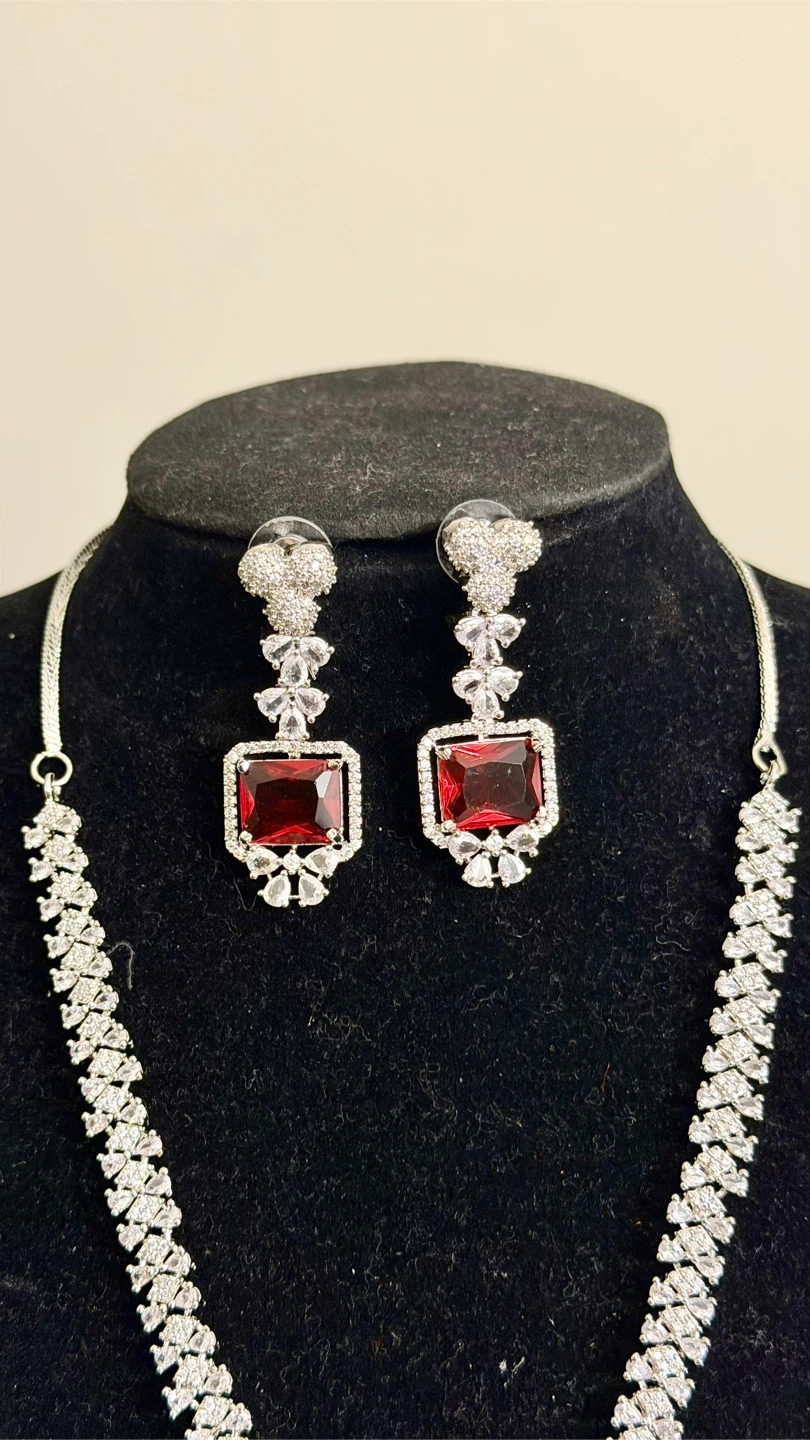 Red Gemstone Necklace and Earrings Set - photo 2