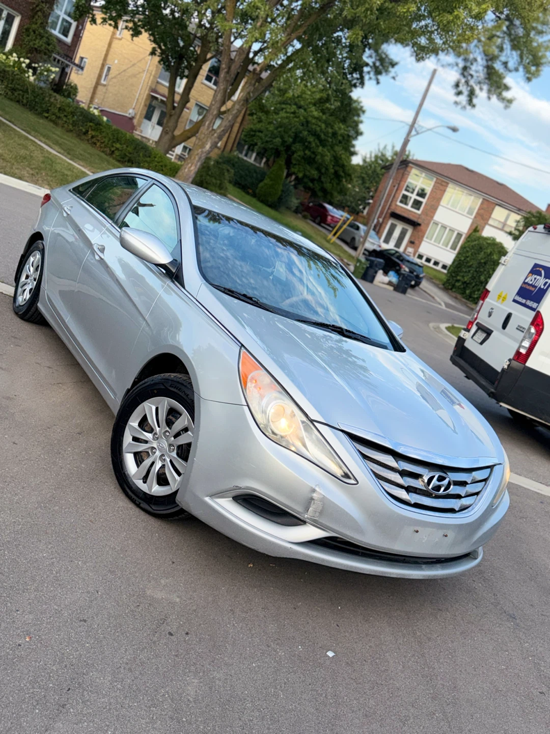 2012 Hyundai Sonata – 260,000 km