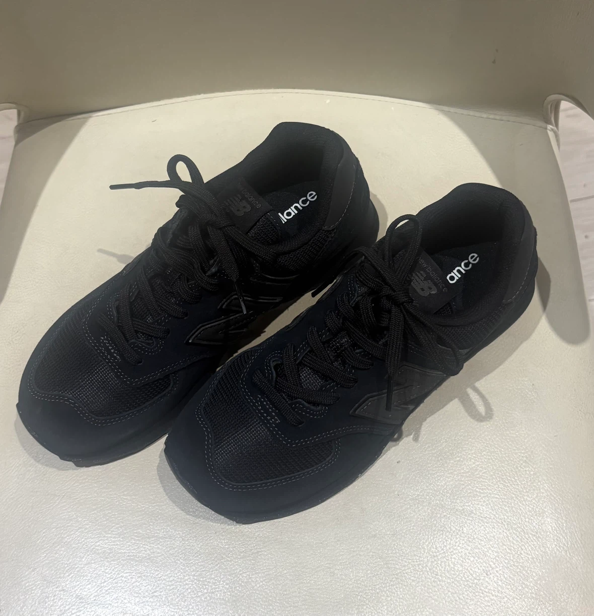 New Balance 574 Dark Navy Men's Size 6.5 D NIB
