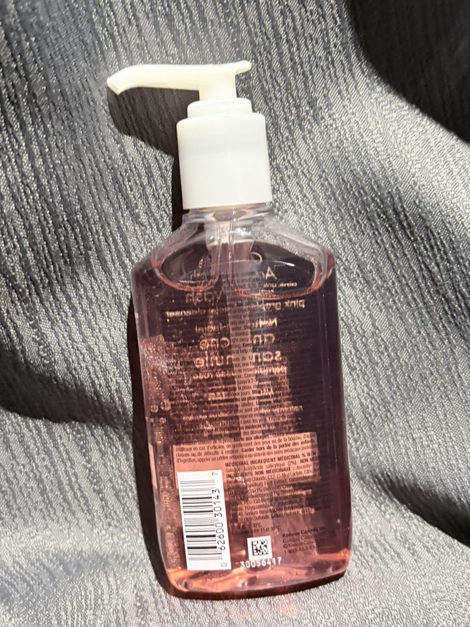 Neutrogena  Acne Wash Pink Grapefruit Facial Cleanser 177 mL - photo 2