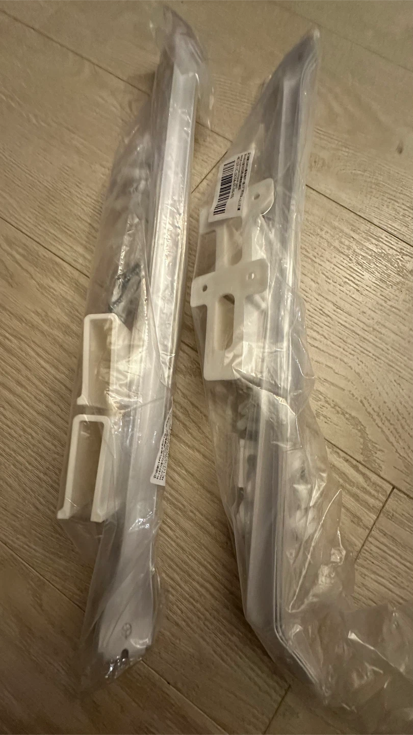 White Shelf Brackets and Hardware Kit - photo 4