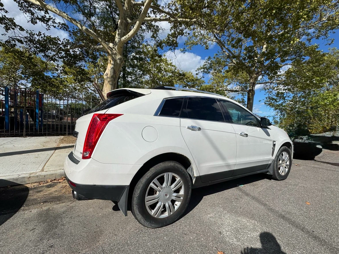 2012 Cadillac SRX - photo 2
