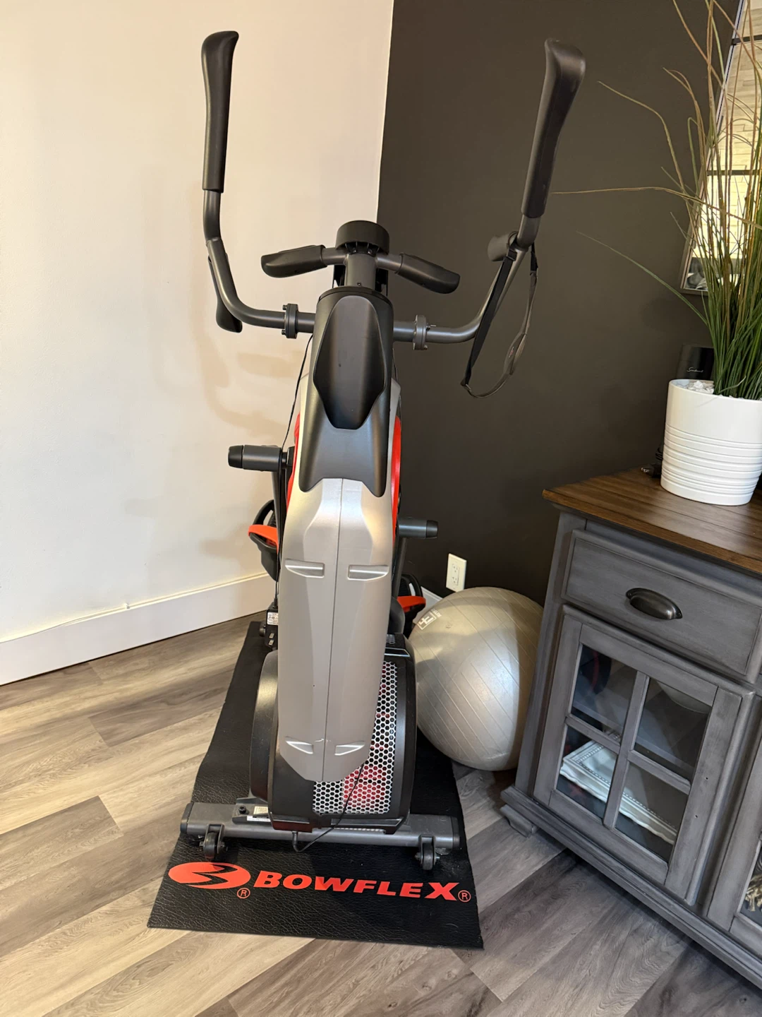 Bowflex Max Trainer M5 Elliptical - photo 2