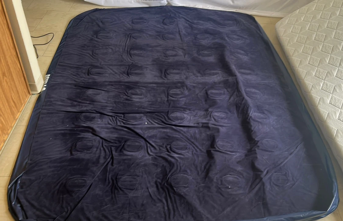Inflatable mattress and Inflation Pump