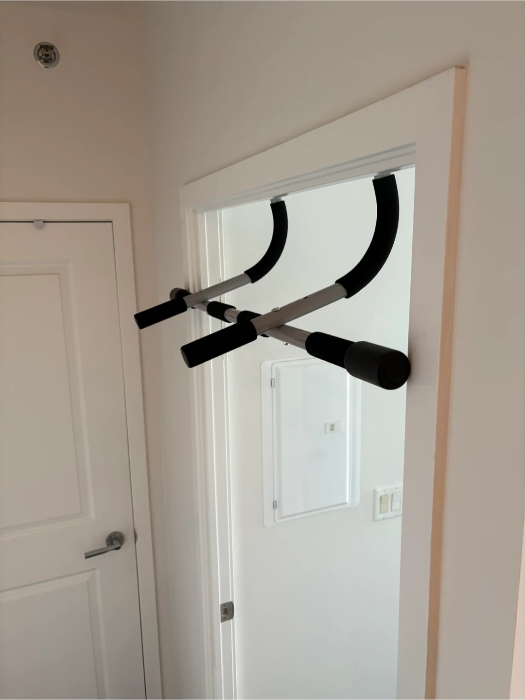Doorway Pull Up Bar