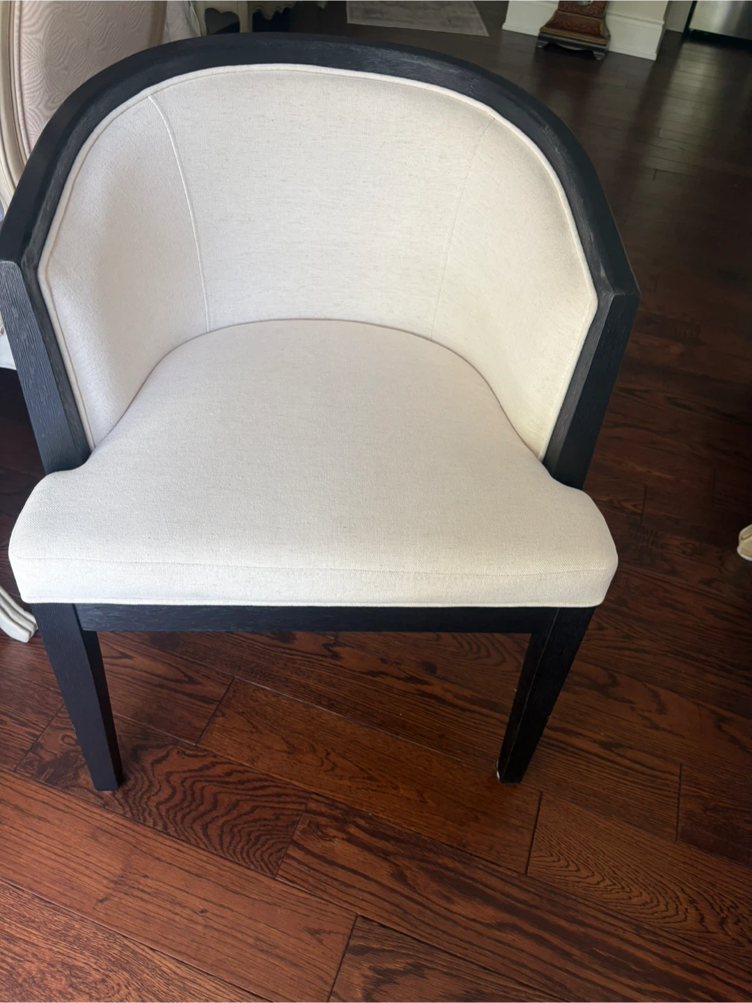 Cream Upholstered Accent Chair - photo 2