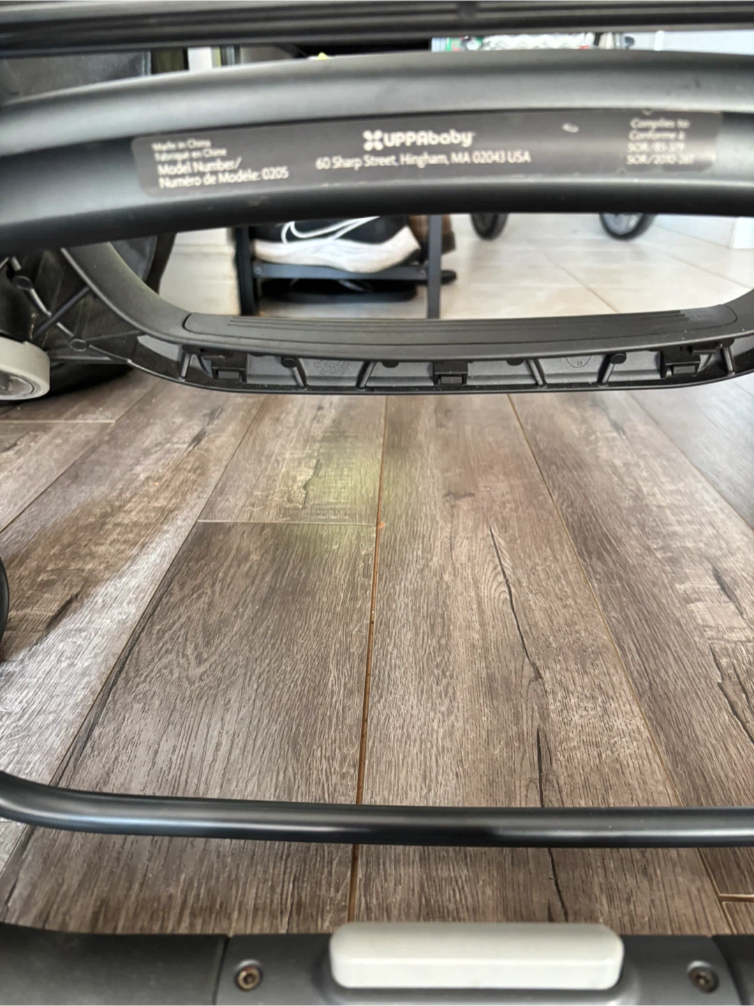UPPAbaby Vista Stroller Frame. BRAKE BROKEN NEEDS FIX